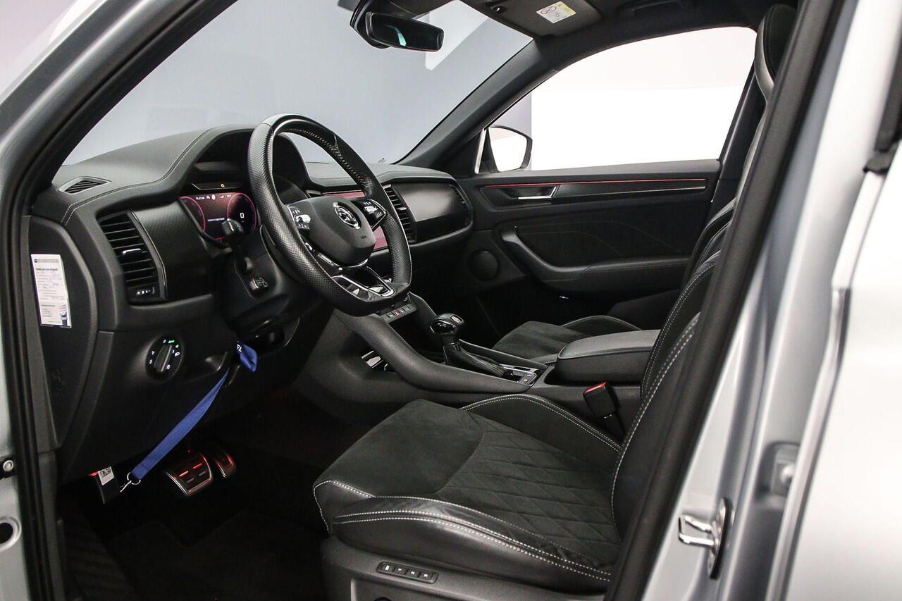 Skoda Kodiaq Sportline Business 7p. 1.5 TSI 150pk DSG Automaat Trekhaak, 3e zitrij, Navigatie, Panoramadak, Adaptive cruise control, Achteruitrijcamera, LED matrix koplampen