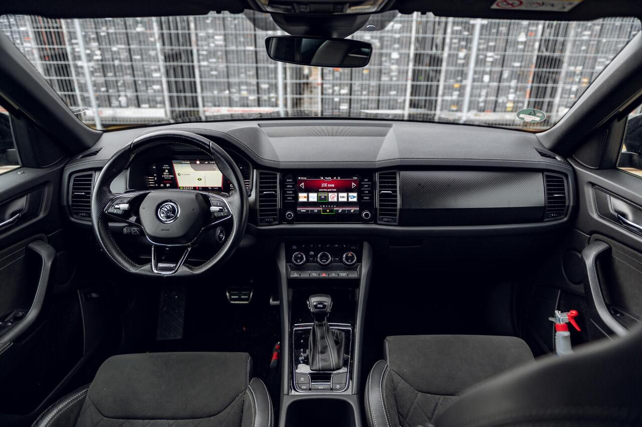 Skoda Kodiaq 1.5 TSI Sportline Business 7p. | TREKHAAK | ADAPTIVE CRUISE | ELEKTR. ACHTERKLEP | ALL SEASON BANDEN