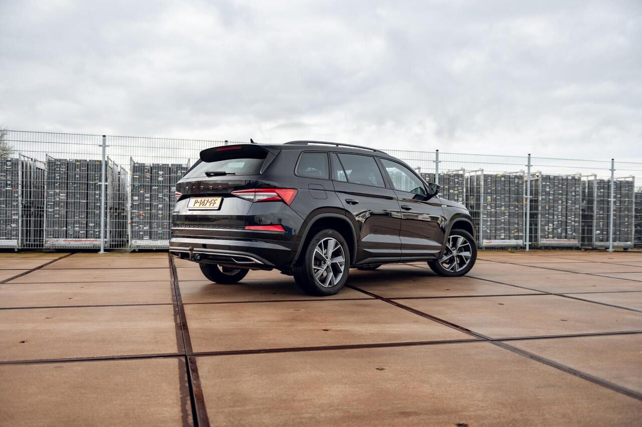 Skoda Kodiaq 1.5 TSI Sportline Business 7p. | TREKHAAK | ADAPTIVE CRUISE | ELEKTR. ACHTERKLEP | ALL SEASON BANDEN