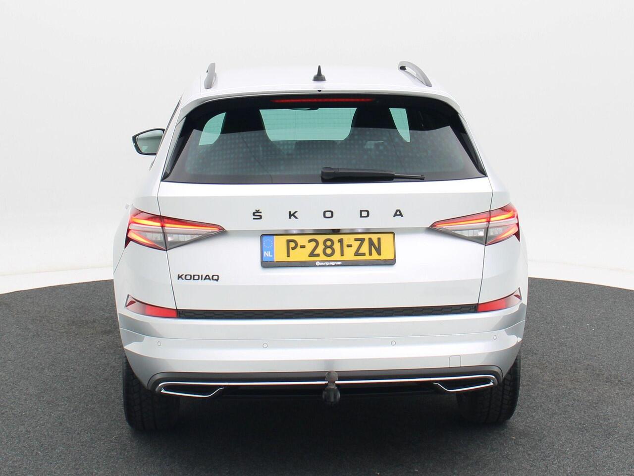 Skoda Kodiaq 1.5 TSi 150 Pk Automaat Sportline Business | Trekhaak Elektrisch | Virtual Cockpit | Sportstoelen Leder/Alcantara | Camera | LED | 19 Inch | 146.407 Km
