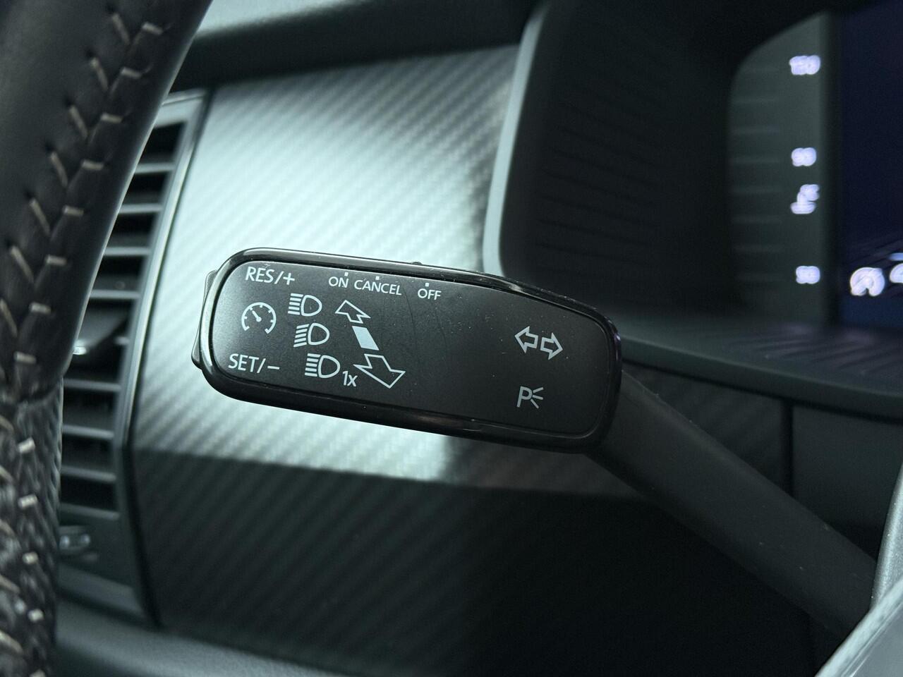 Skoda Kodiaq 1.5 TSI Sportline Business 7p. | 150 PK | Automaat | Trekhaak wegklapbaar | Panoramadak | Navigatiesysteem | 19" LM velgen | 3e zitrij |