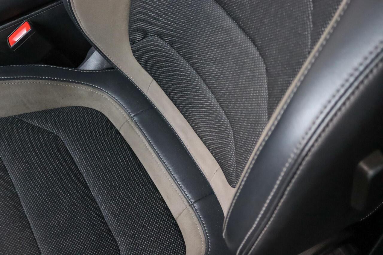 Skoda Kodiaq 1.5 TSI, Business Edition, 7-Persoons, Trekhaak, Camera, ACC, Canton, Apple Carplay/Android Auto,