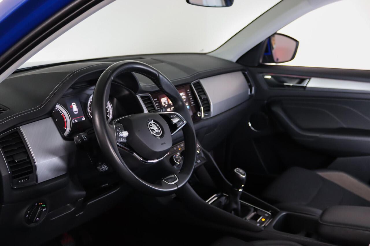 Skoda Kodiaq 1.5 TSI, Business Edition, 7-Persoons, Trekhaak, Camera, ACC, Canton, Apple Carplay/Android Auto,