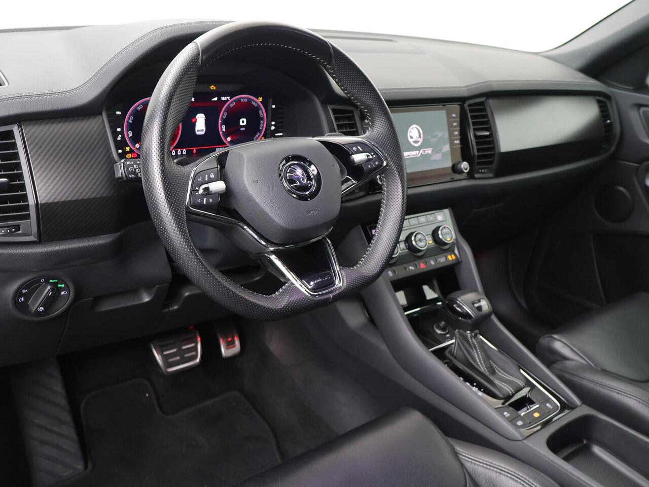 Skoda Kodiaq 1.5 TSI Sportline Business | 150 PK | Automaat | Trekhaak wegklapbaar | Matrix LED verlichting | Lederen stoelbekleding | Apple Carplay/Android Auto |