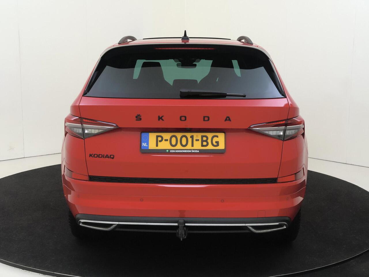 Skoda Kodiaq 1.5 TSI Sportline Business | Panoramadak | Trekhaak | CANTON audio | Dodehoek detectie | Keyless | Adaptieve cruise control | Stoel- en stuurwielverwarming |