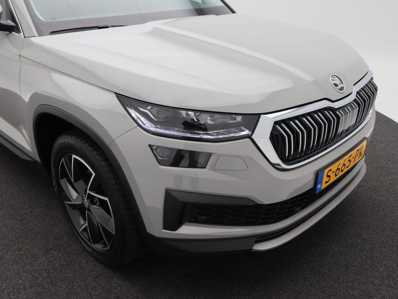 Skoda Kodiaq 1.5 TSi 150 Pk Automaat Business Edition Plus | Trekhaak | Stoelverwarming | Camera | Climatronic | Full LED | Navigatie | 151.101 Km!!