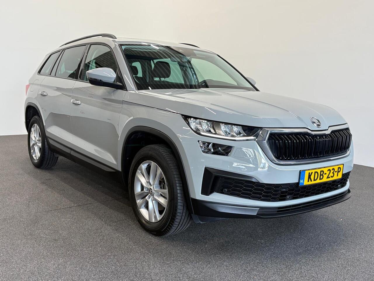 Skoda Kodiaq 1.5 TSI DSG-7 Aut 150 pk Business 7-Pers Panoramadak Cruise Control 7-Persoons Full LED PDC VA + Camera Keyless Go