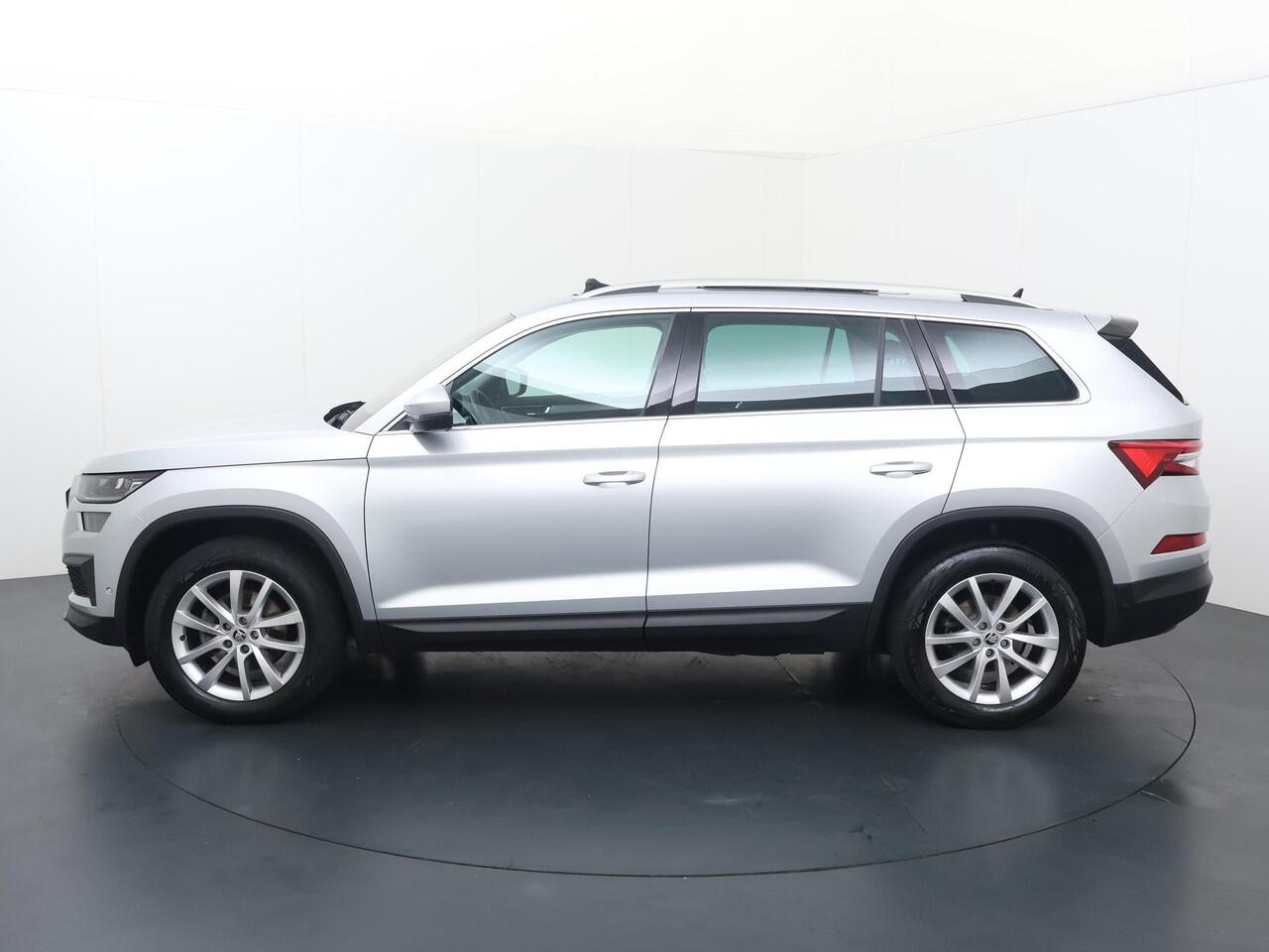 Skoda Kodiaq 1.5 TSI Business Edition Plus | 150 PK | Automaat | Trekhaak wegklapbaar | Panoramadak | Top area view 360 | Matrix LED koplampen |