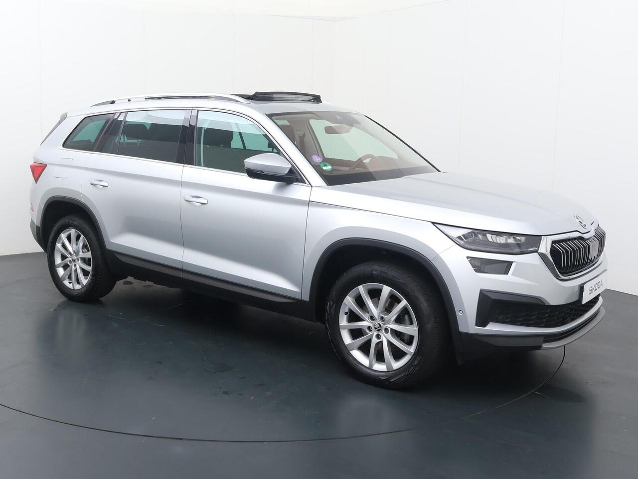 Skoda Kodiaq 1.5 TSI Business Edition Plus | 150 PK | Automaat | Trekhaak wegklapbaar | Panoramadak | Top area view 360 | Matrix LED koplampen |