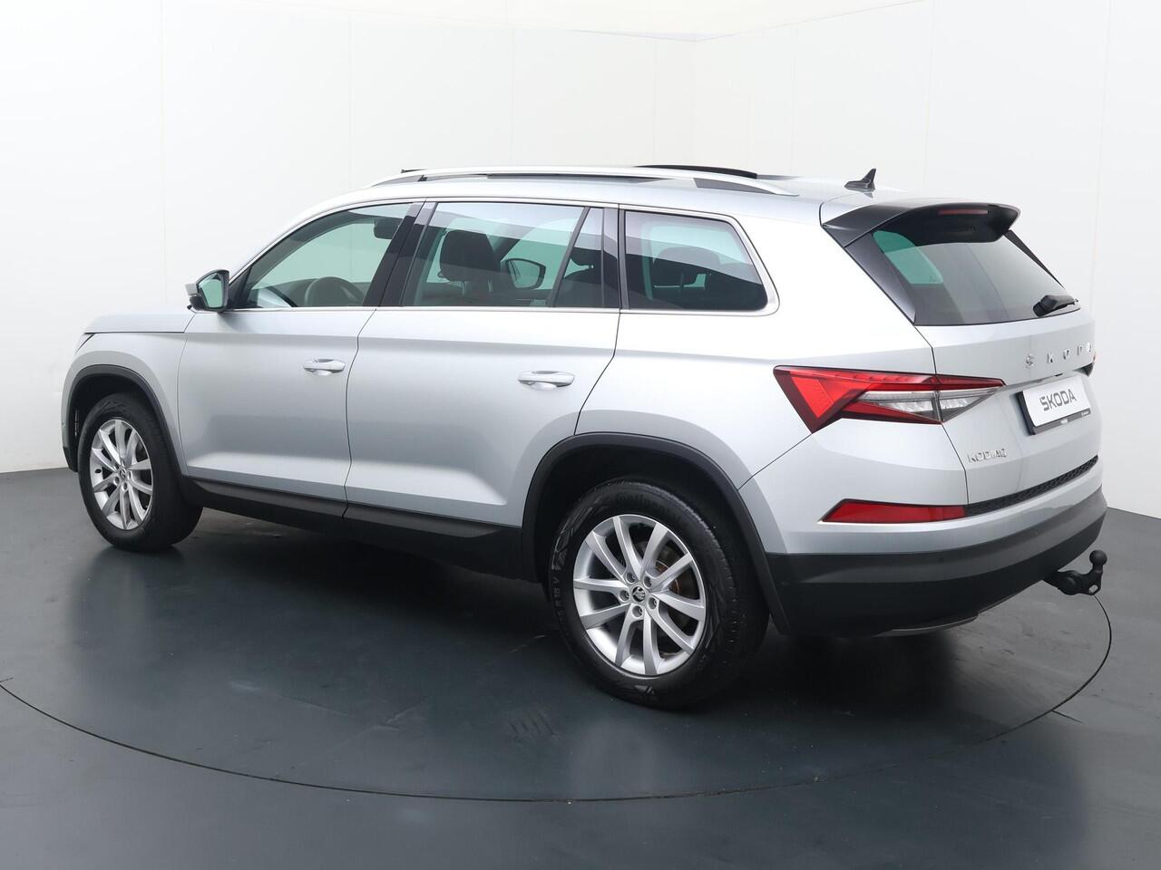 Skoda Kodiaq 1.5 TSI Business Edition Plus | 150 PK | Automaat | Trekhaak wegklapbaar | Panoramadak | Top area view 360 | Matrix LED koplampen |