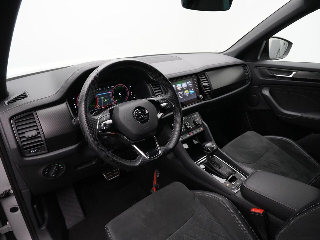 Skoda Kodiaq 1.5 TSI 150 pk DSG Sportline Business | Geheugenstoel | Leder/alcantara | Matrix LED | Achteruitrijcamera | Navigatie