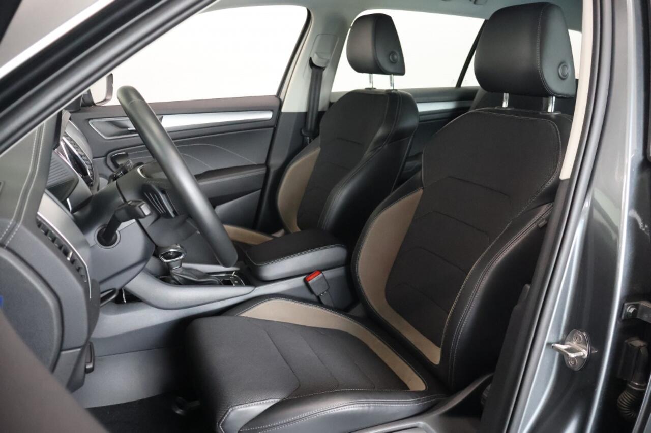 Skoda Kodiaq 1.5 TSI Business | 7 persoons | Trekhaak | Camera