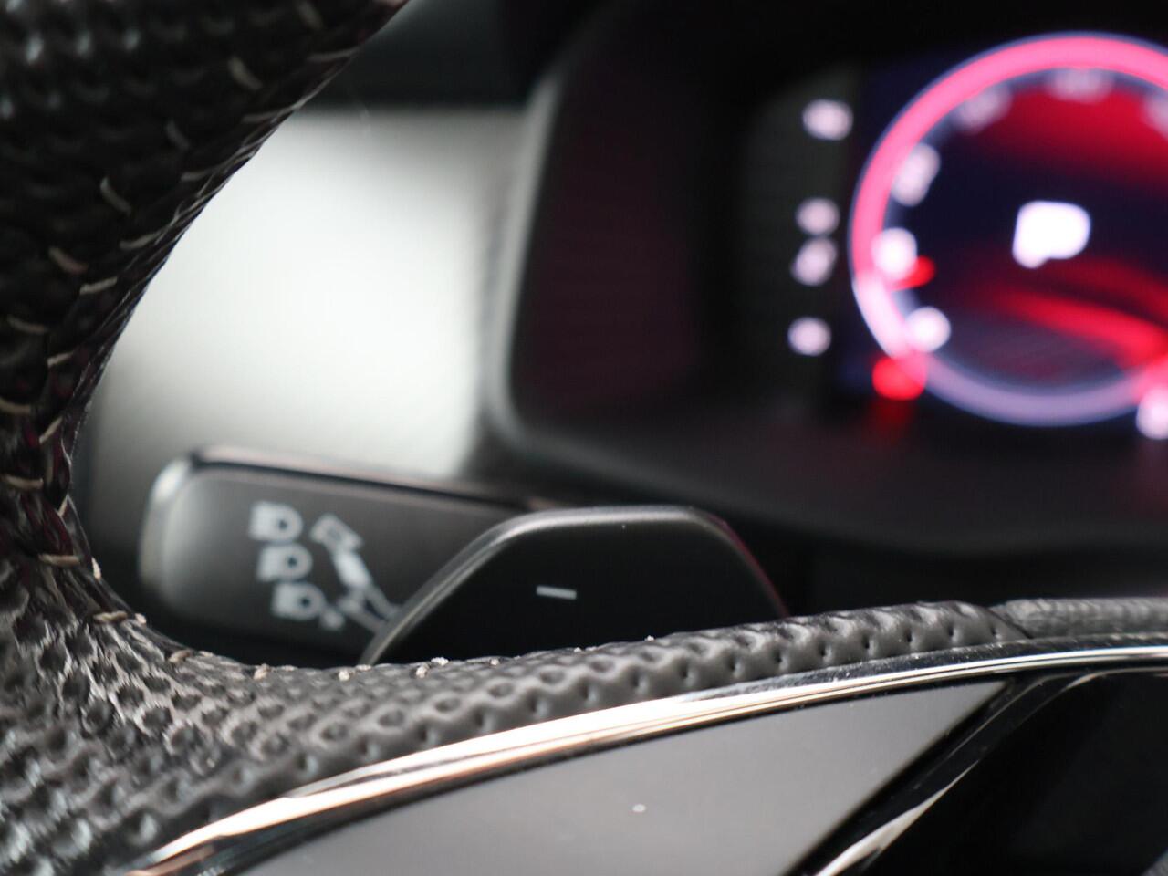 Skoda Kodiaq 1.5 TSI Sportline Business | 150 PK | Automaat | Multifunctioneel stuurwiel | Adaptive Cruisecontrol | Stoelverwarming |