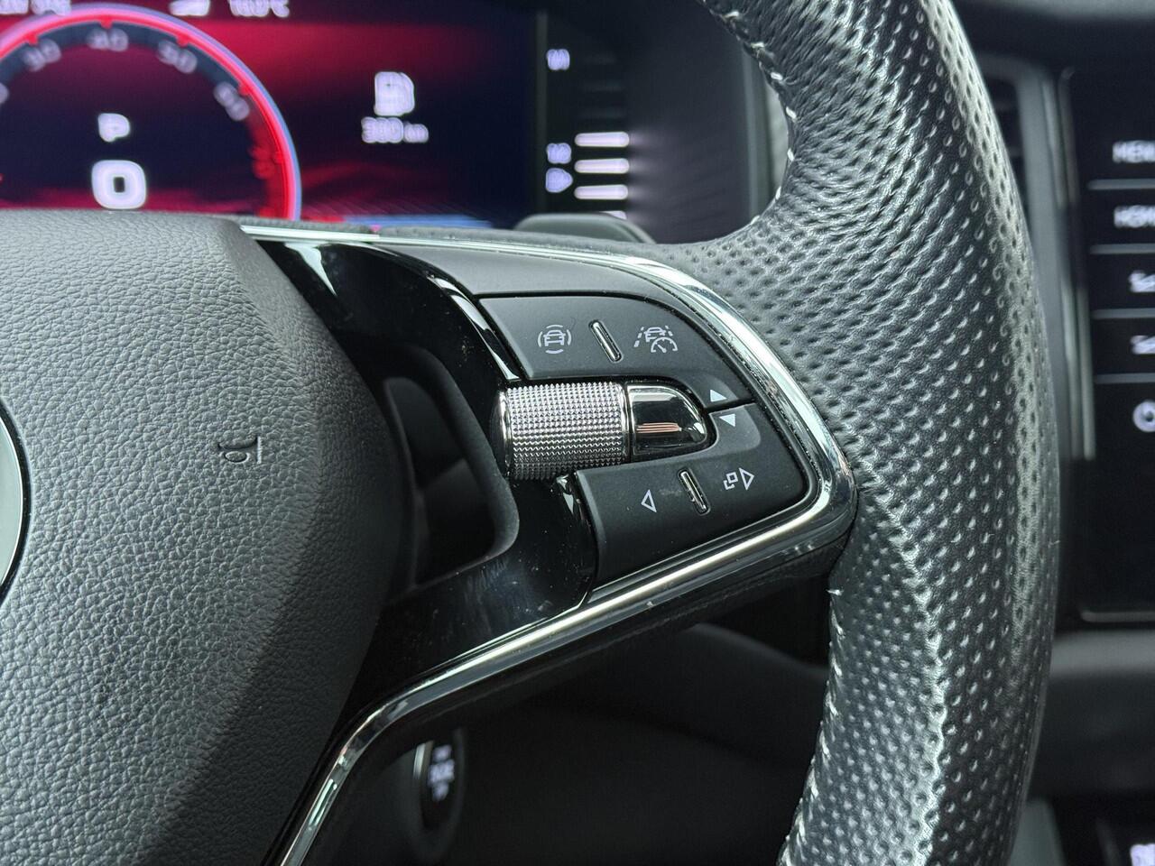 Skoda Kodiaq 1.5 TSI Sportline Business | 150 PK | Automaat | Adaptive cruise control | Lederen interieur | Stoelverwarming | Navigatiesysteem | 20" LM velgen |