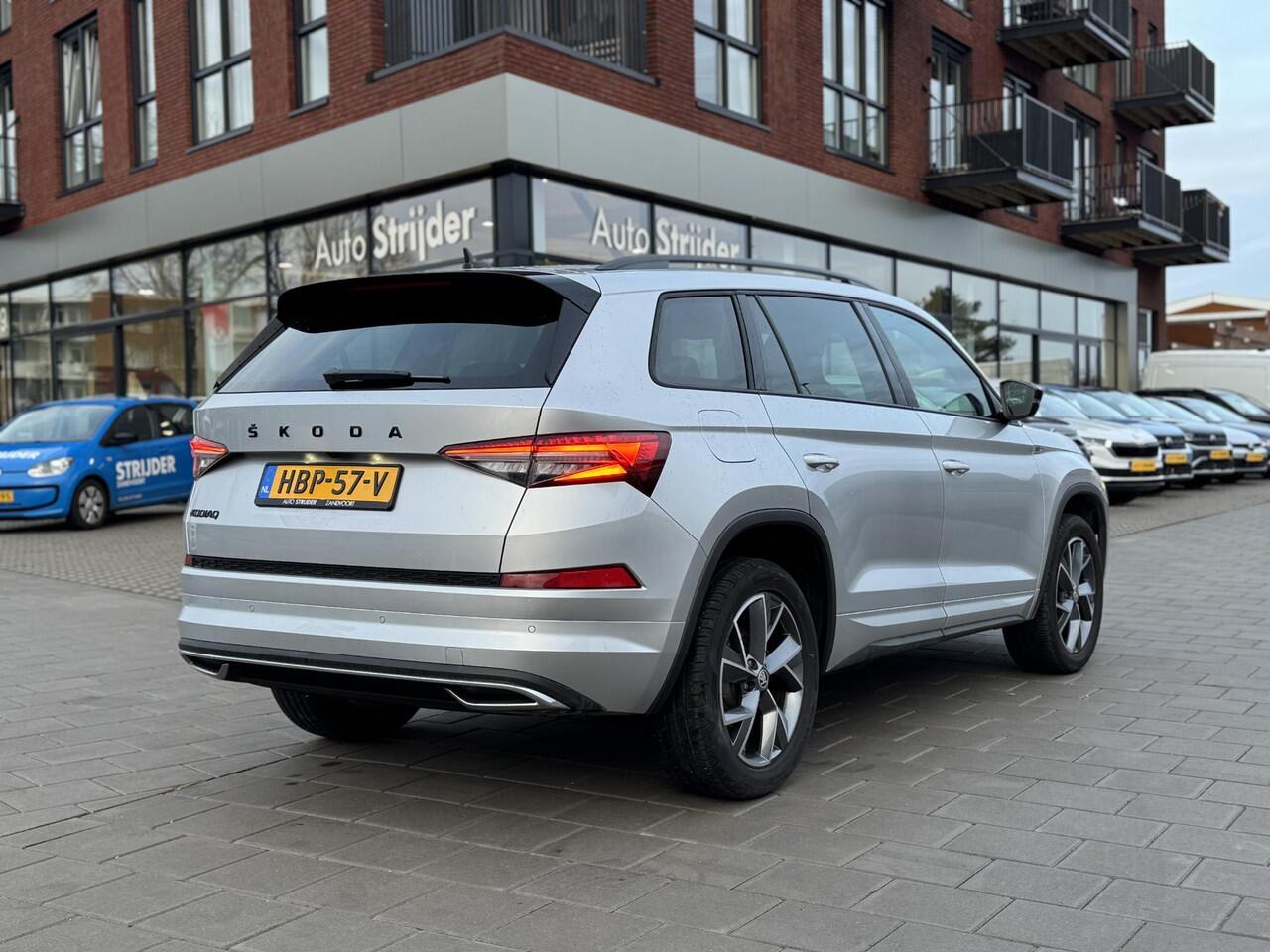 Skoda Kodiaq 1.5 TSI Sportline Business 7p. 150pk automaat | Black optiek | 19LM | Alcantara