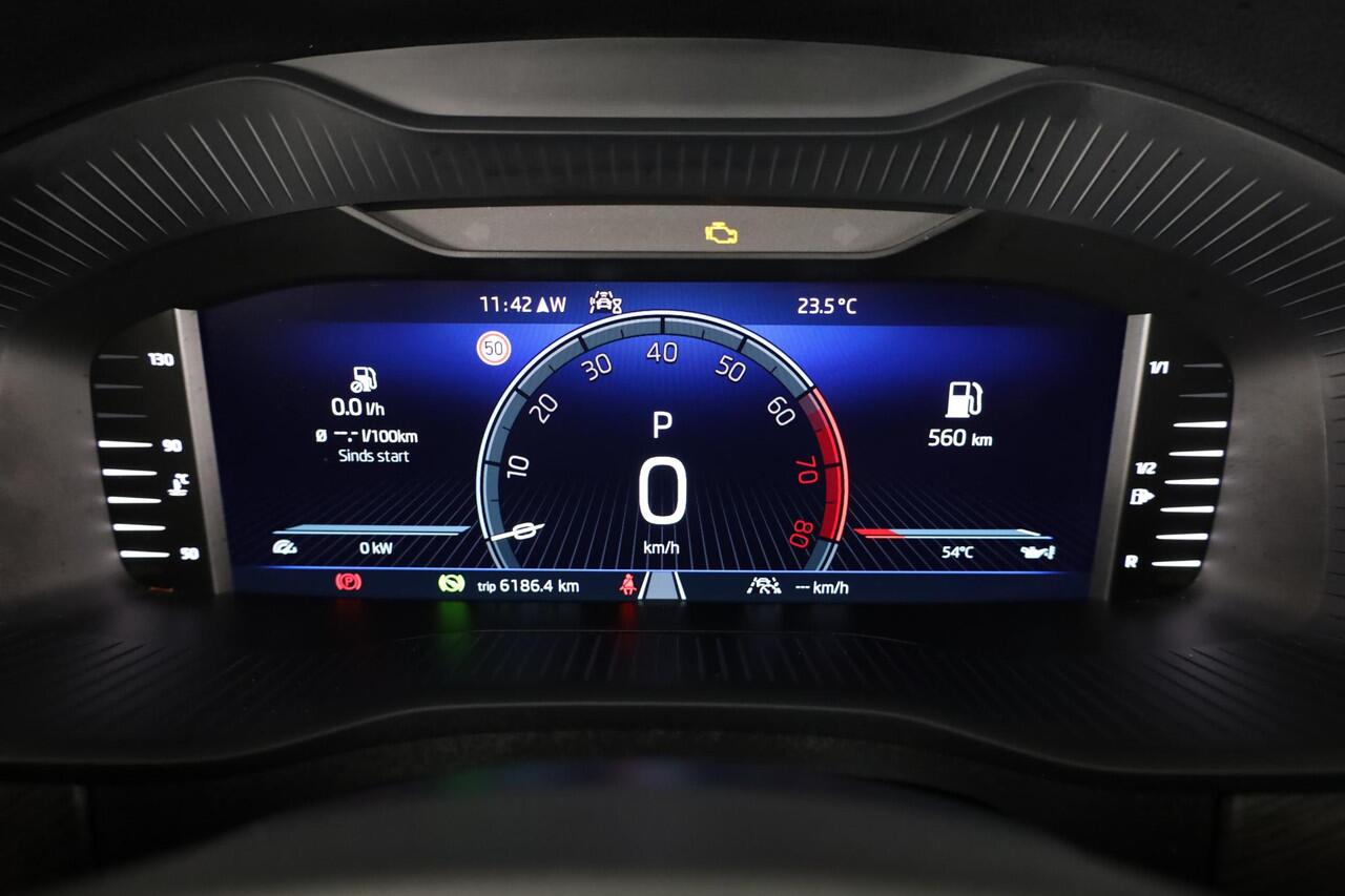 Skoda Kodiaq Business Edition Plus 1.5 TSI 150 pk 7 versn. DSG | Private lease vanaf 835,-- | 19 inch| Leder | Panoramadak | Adaptive Cruise Control | 360º camera | Fabrieksgarantie