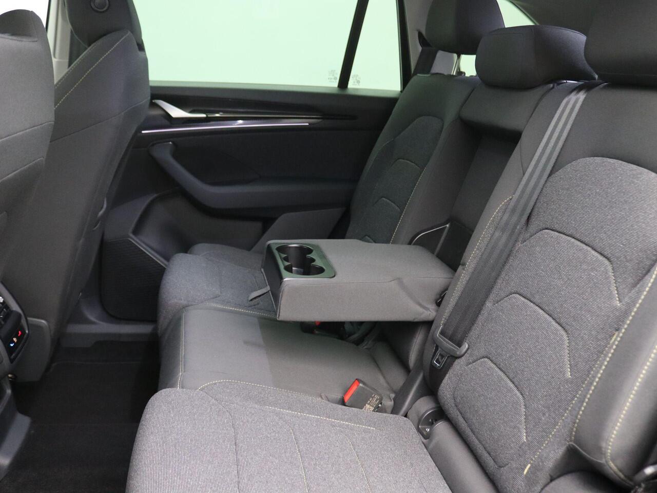 Skoda Kodiaq 1.5 TSI MHEV Business Edition 7p. 150PK DSG Matrix LED Verlichting, Trekhaak, Keyless, Side Assist, Stoel-Stuurverwarming, Virtual Pedal, Travel Assist, 19" LM Velgen