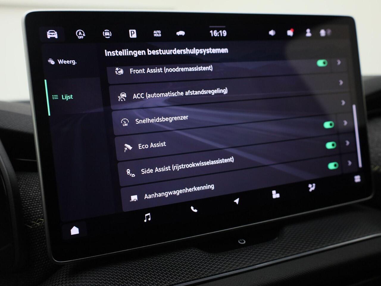 Skoda Kodiaq 1.5TSI/150PK DSG MHEV Business Edition · Trekhaak · Camera · Apple/Android Car Play · Garantie t/m 10-11-2028 of 100.000km