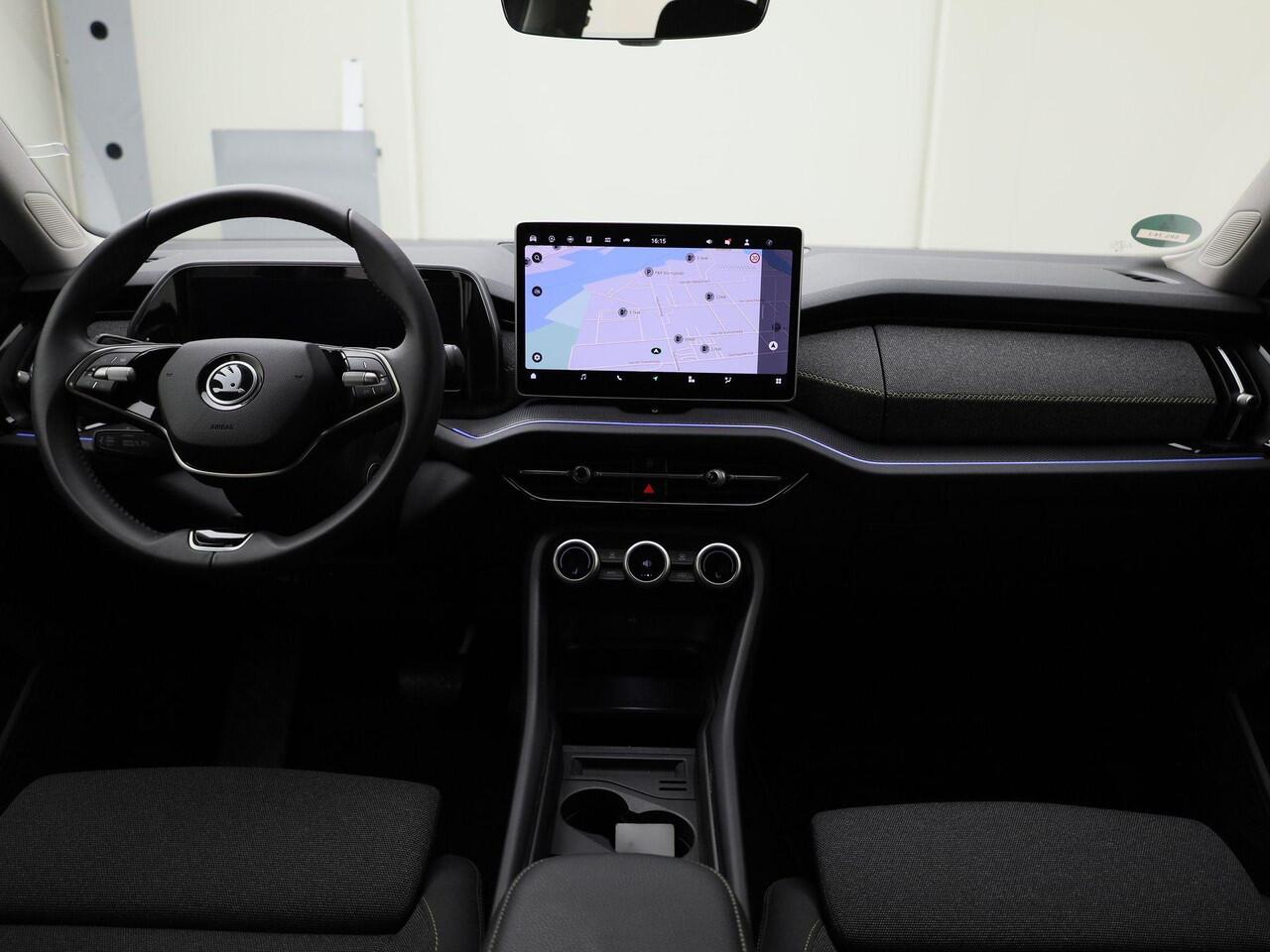 Skoda Kodiaq 1.5TSI/150PK DSG MHEV Business Edition · Trekhaak · Camera · Apple/Android Car Play · Garantie t/m 10-11-2028 of 100.000km