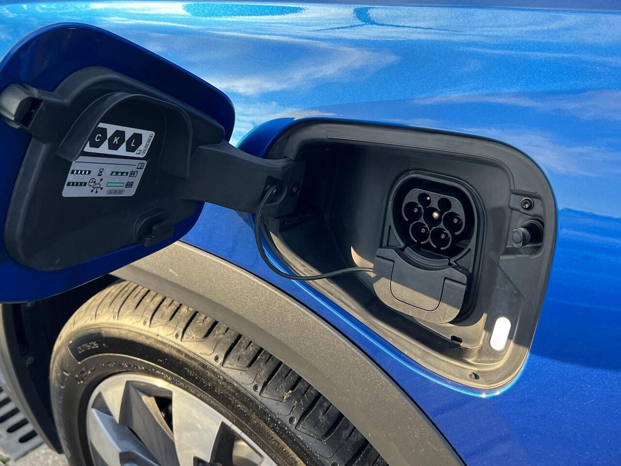 Skoda Kodiaq 1.5 TSI PHEV Tour Edition 204pk | Stoelverwarming | 1.800kg Trekgewicht | Panoramadak |