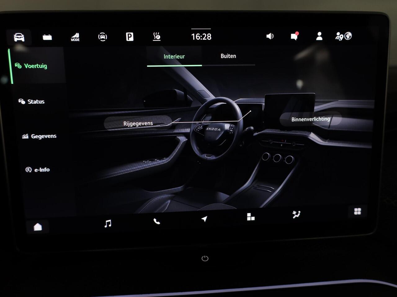 Skoda Kodiaq 1.5 TSI PHEV Business Edition 204 pk Automaat (DSG) | Verlengde garantie | Navigatie | Parkeersensoren | Achteruitrijcamera | Stoelverwarming v/a | Matrix LED koplampen |