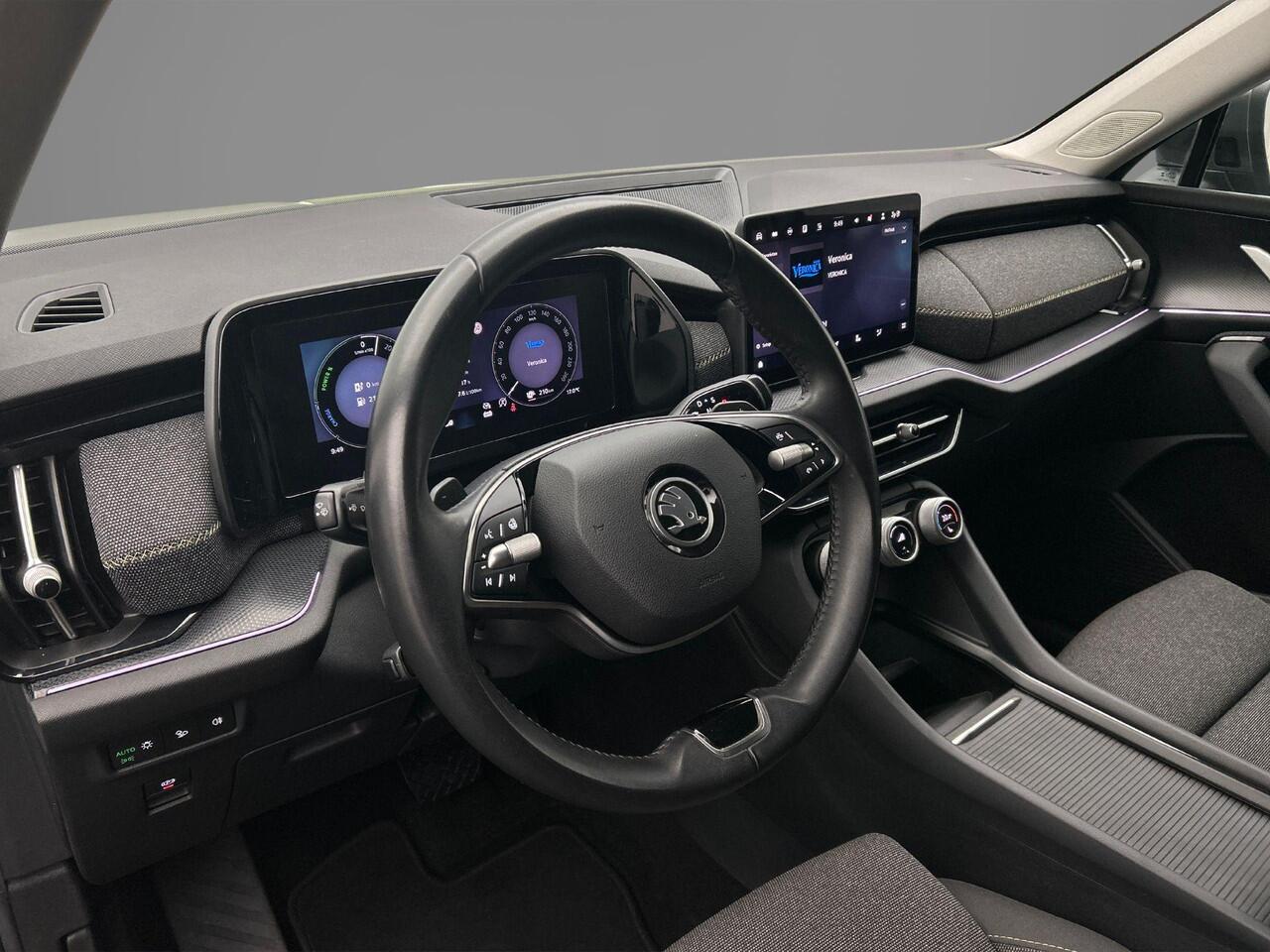 Skoda Kodiaq Business Edition 1.5 TSI PHEV 204pk DSG Automaat Trekhaak, Achteruitrijcamera, Adaptive cruise control, Elektrische achterklep, LED matrix koplampen