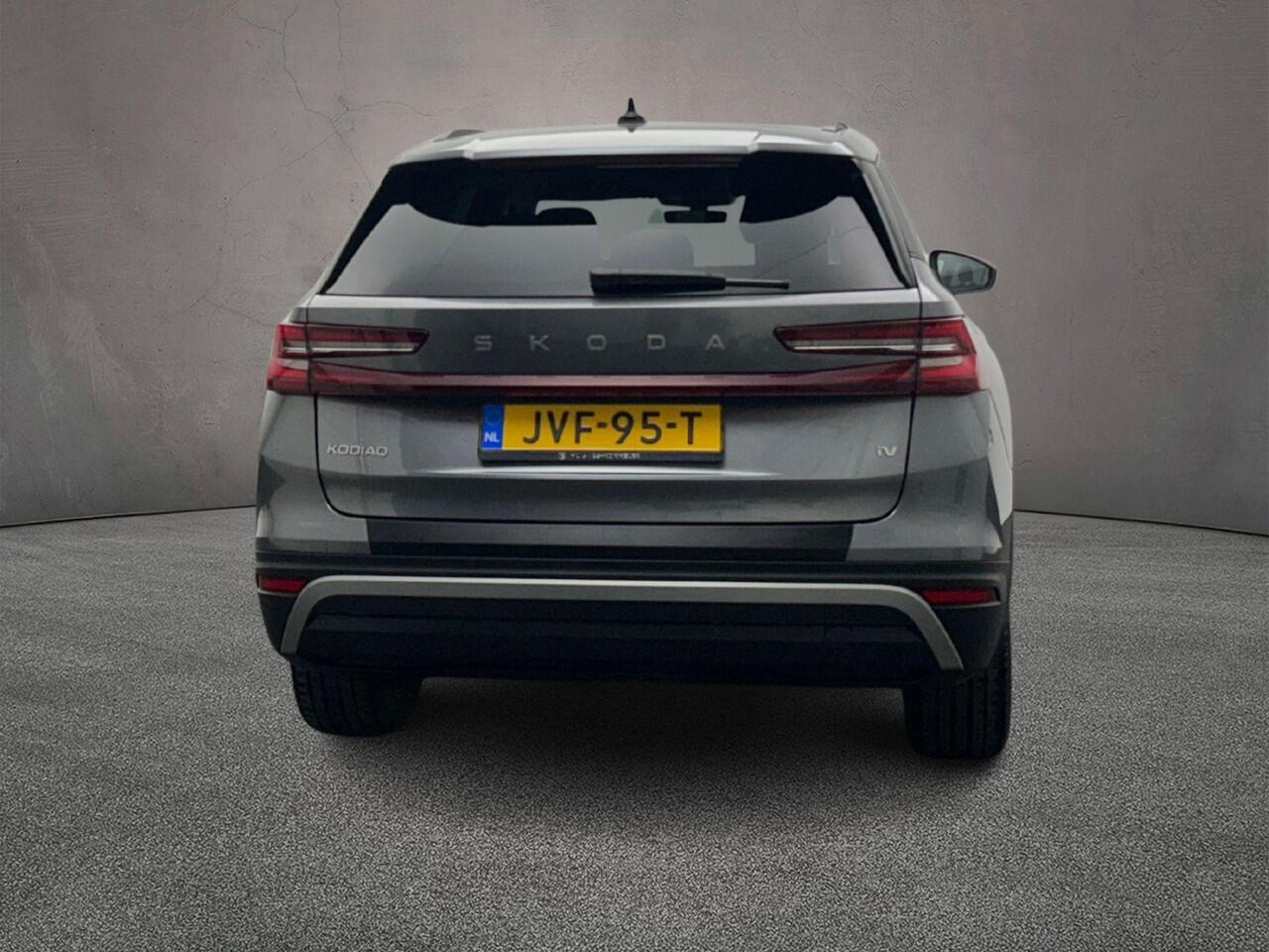 Skoda Kodiaq Business Edition 1.5 TSI PHEV 204pk DSG Automaat Trekhaak, Achteruitrijcamera, Adaptive cruise control, Elektrische achterklep, LED matrix koplampen