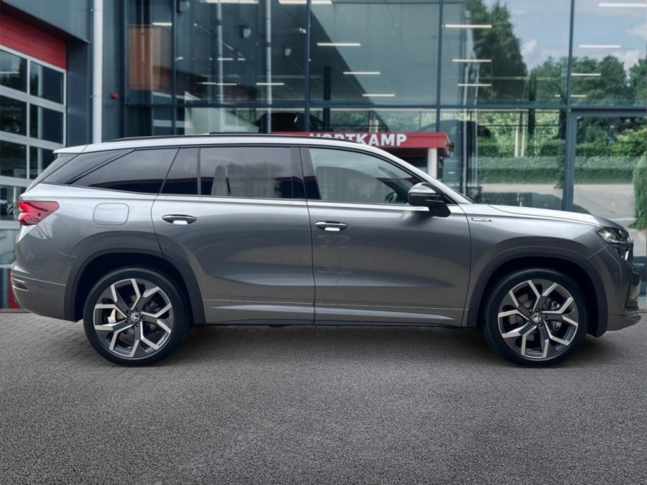 Skoda Kodiaq 1.5 TSI E-HYBRID SPORTLINE TREKHAAK/CAMERA/MEMORY/NAVI