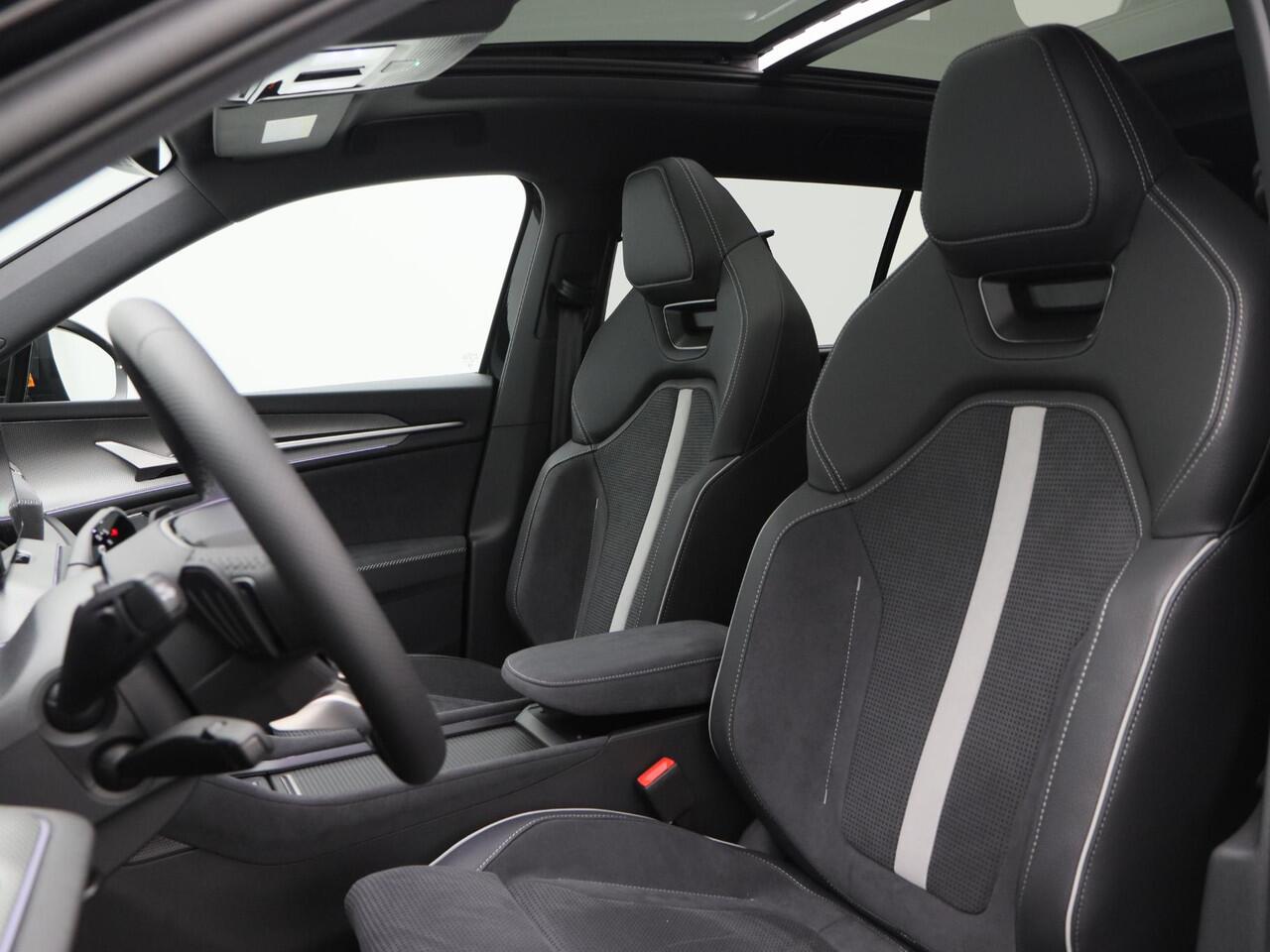 Skoda Kodiaq 1.5 TSi 204 Pk PHEV Sportline Business | Trekhaak | Panoramadak | 20 Inch | Head-Up | Navigatie | Stoelverwarming | Matrix LED