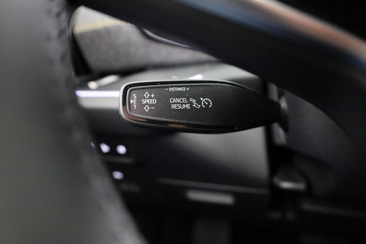 Skoda Kodiaq Business Edition m-HEV 1.5 TSI 150 pk 7 versn. DSG | Trekhaak | Comfort Pakket | Dynamic Chassis Control | Winter Pakket | Parkeer pakket | 18 inch lichtmetalen velgen | Ligh & View