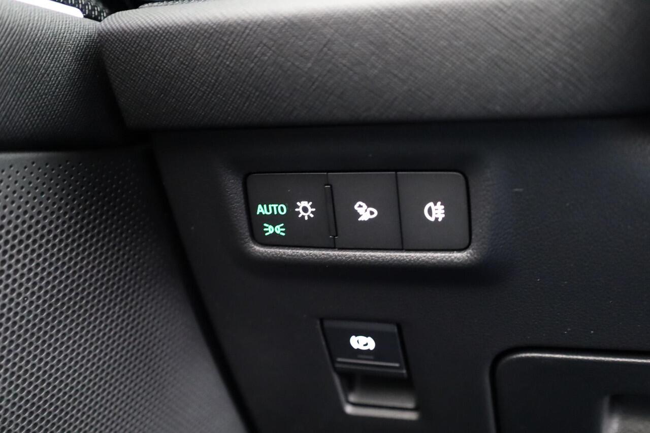 Skoda Kodiaq Business Edition m-HEV 1.5 TSI 150 pk 7 versn. DSG | Trekhaak | Comfort Pakket | Dynamic Chassis Control | Winter Pakket | Parkeer pakket | 18 inch lichtmetalen velgen | Ligh & View