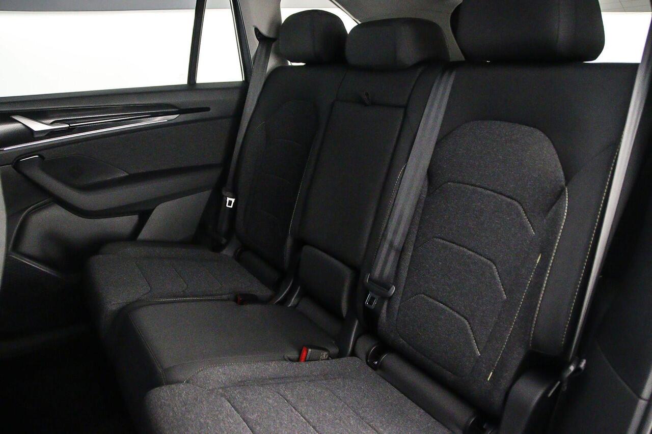 Skoda Kodiaq Business Edition 1.5 TSI PHEV 204pk DSG Automaat Adaptive cruise control, Navigatie, Elektrische achterklep, Achteruitrijcamera, Stuurwiel verwarmd, LED koplampen