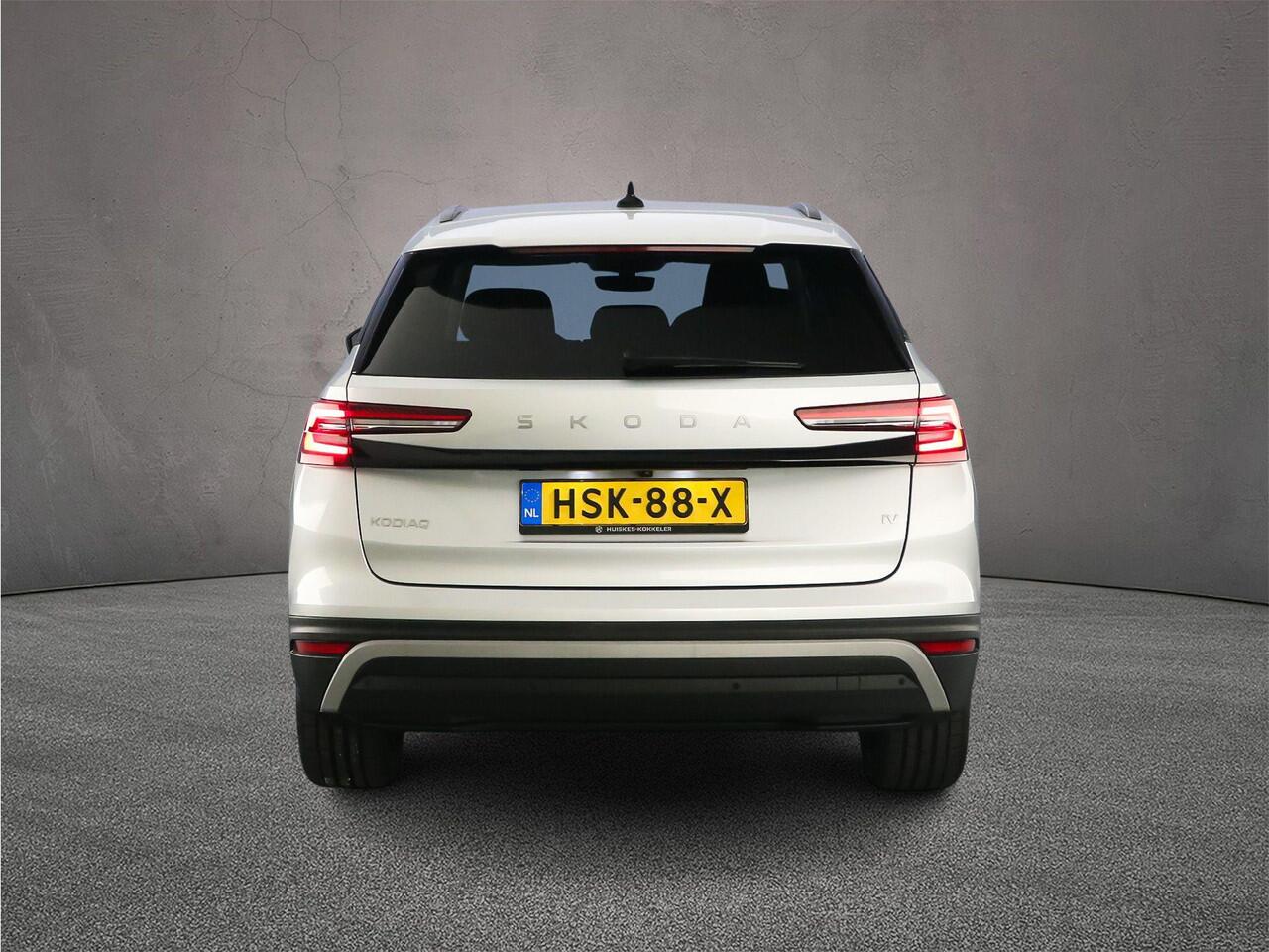 Skoda Kodiaq Business Edition 1.5 TSI PHEV 204pk DSG Automaat Adaptive cruise control, Navigatie, Elektrische achterklep, Achteruitrijcamera, Stuurwiel verwarmd, LED koplampen