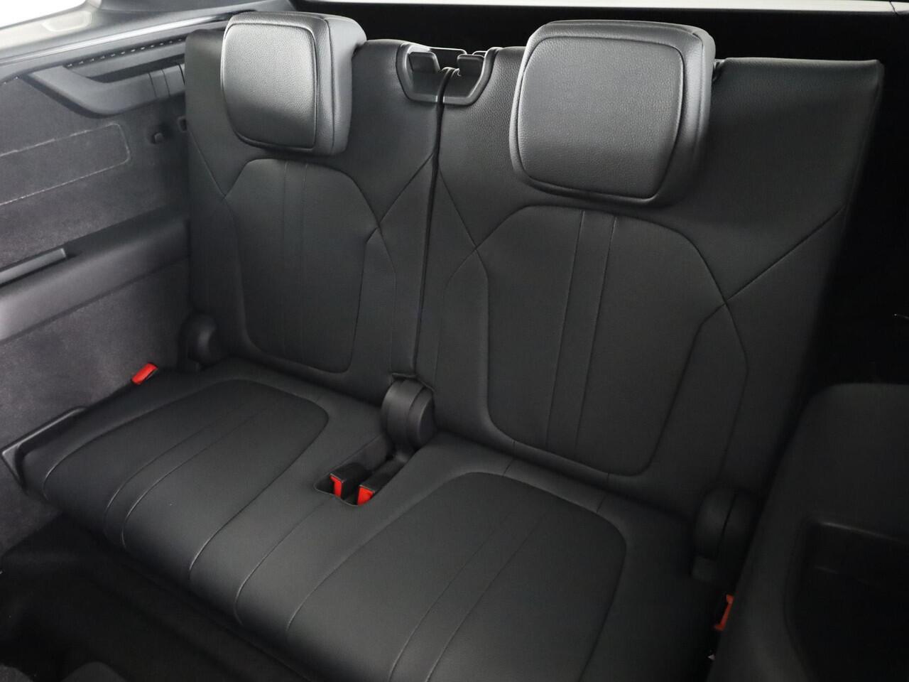 Skoda Kodiaq Sportline Business m-HEV 1.5 TSI 150 pk 7 versn. DSG | 7-persoons | Trekhaak wegklapbaar | Panoramadak | Winter pakket