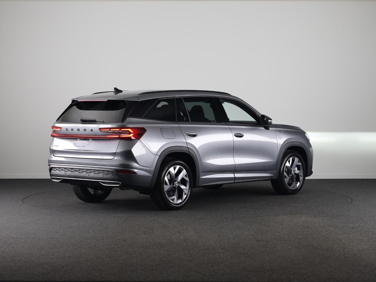 Skoda Kodiaq Sportline Business m-HEV 1.5 TSI 150 pk 7 versn. DSG | 7-persoons | Trekhaak wegklapbaar | Panoramadak | Winter pakket