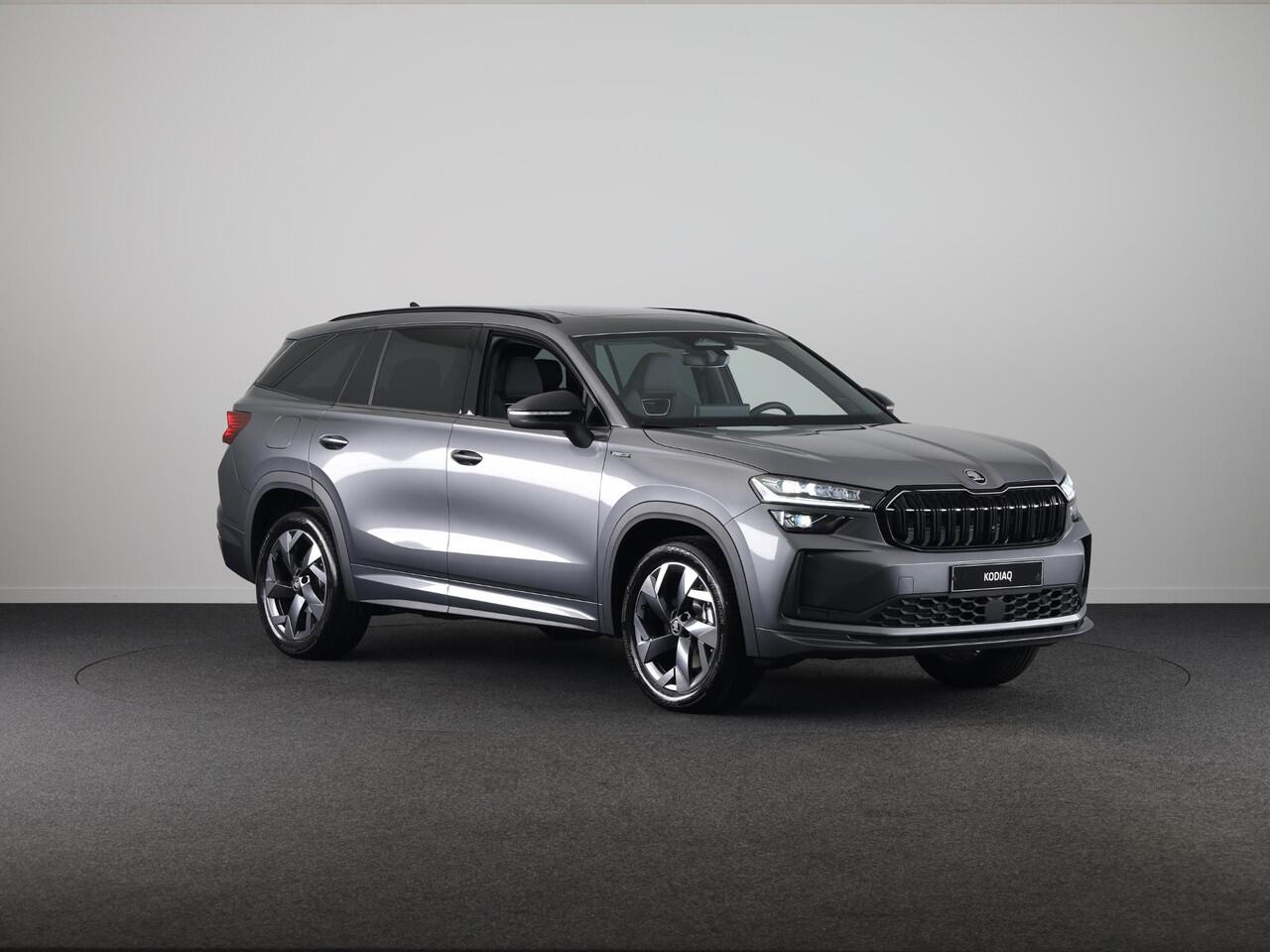 Skoda Kodiaq Sportline Business m-HEV 1.5 TSI 150 pk 7 versn. DSG | 7-persoons | Trekhaak wegklapbaar | Panoramadak | Winter pakket