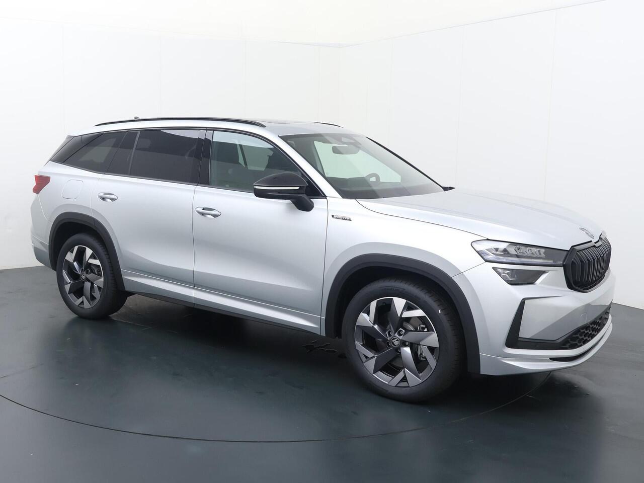 Skoda Kodiaq Sportline Business 1.5 TSI PHEV 204 PK GRATIS E-BIKE | Trekhaak | Panorama dak | 19" lichtmetalen velgen |