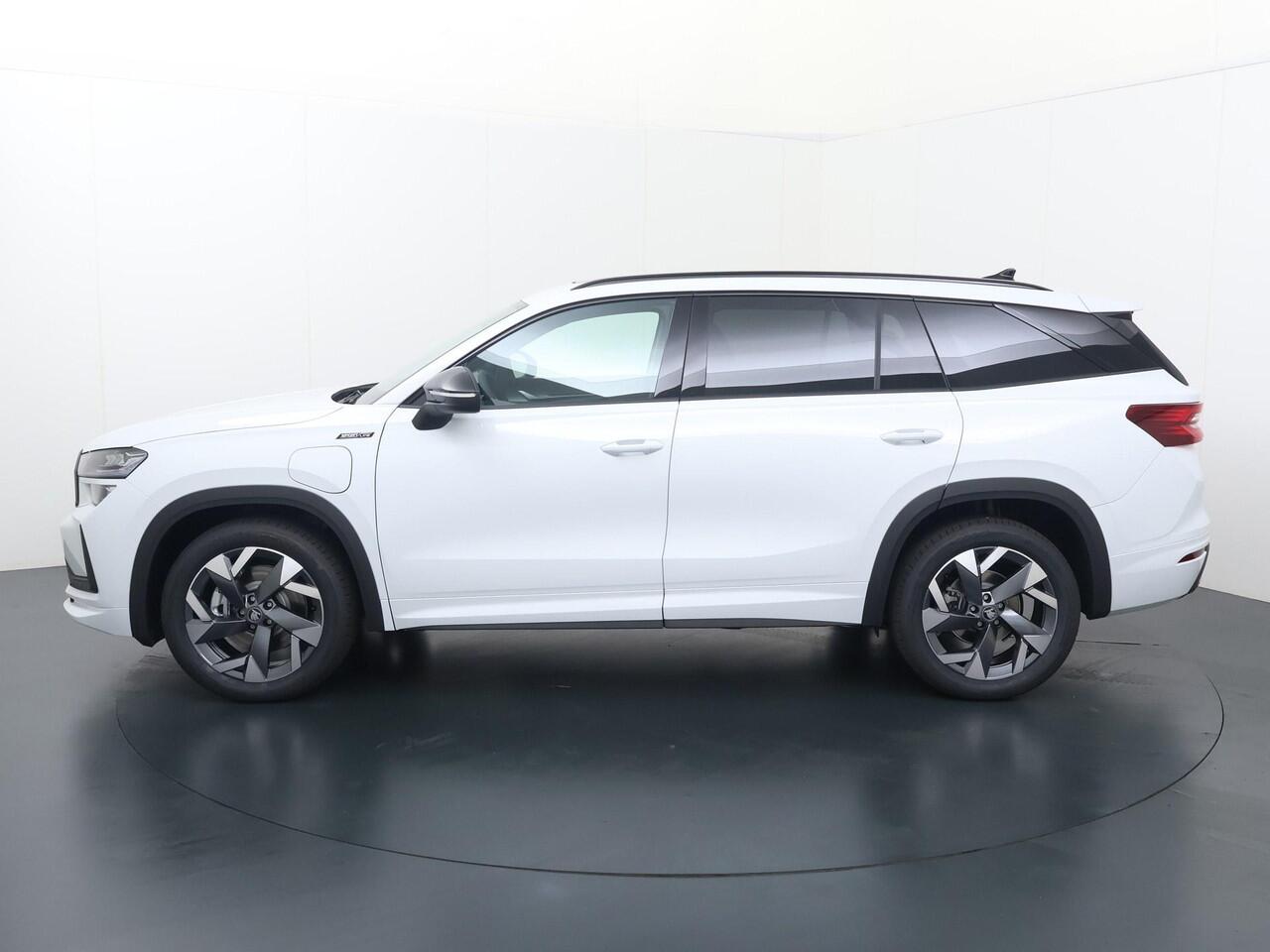 Skoda Kodiaq Sportline Business 1.5 TSI PHEV 204 PK GRATIS E-BIKE | Trekhaak | Panorama dak | 19" lichtmetalen velgen |