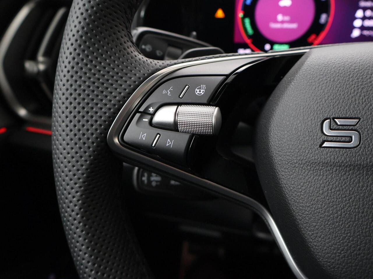 Skoda Kodiaq Sportline Business 1.5 TSI PHEV 204 PK GRATIS E-BIKE | Trekhaak | Panorama dak | 19" lichtmetalen velgen |