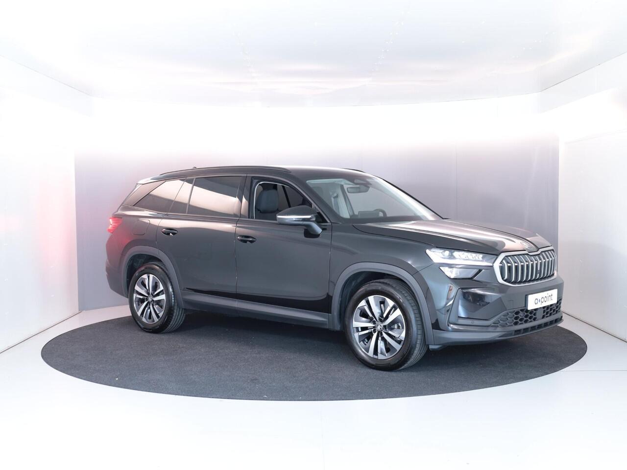 Skoda Kodiaq 1.5 TSI MHEV Business Edition 7p. 150 pk Automaat (DSG) | 7-Persoons | Verlengde garantie | Navigatie | Trekhaak (wegklapbaar) | Parkeersensoren | Achteruitrijcamera | Matrix LED koplampen |