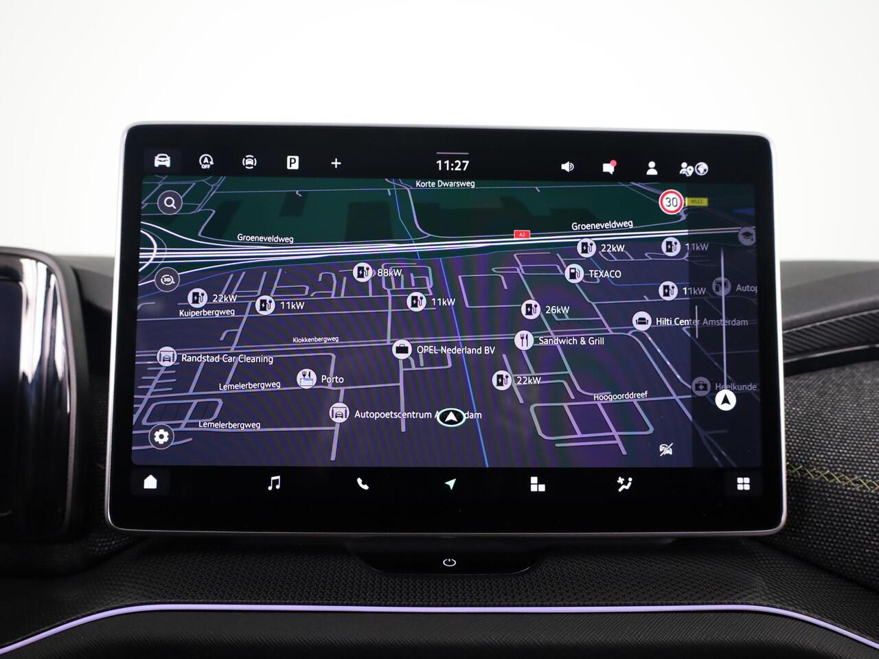 Skoda Kodiaq 1.5 TSI MHEV Business Edition 7p. 150 pk Automaat (DSG) | 7-Persoons | Panoramadak | Verlengde garantie | Navigatie | Trekhaak (wegklapbaar) | Parkeersensoren | Achteruitrijcamera | Matrix LED koplampen |