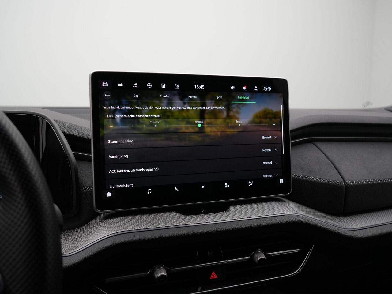 Skoda Kodiaq 1.5 TSI 204 pk DSG Sportline Business | Adaptief onderstel | Matrix LED | Geheugenstoel | Achteruitrijcamera | Leder/alcantara | Stoelverwarming | 20 inch