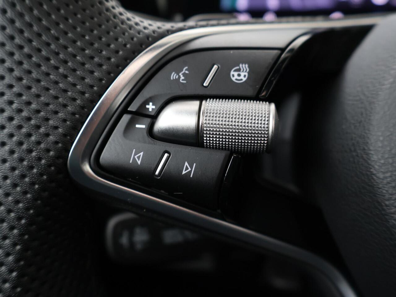 Skoda Kodiaq 1.5 TSI PHEV Sportline Business | 204 PK | Soh 100% | Elektrisch panorama dak | Trekhaak | Stoelverwarming