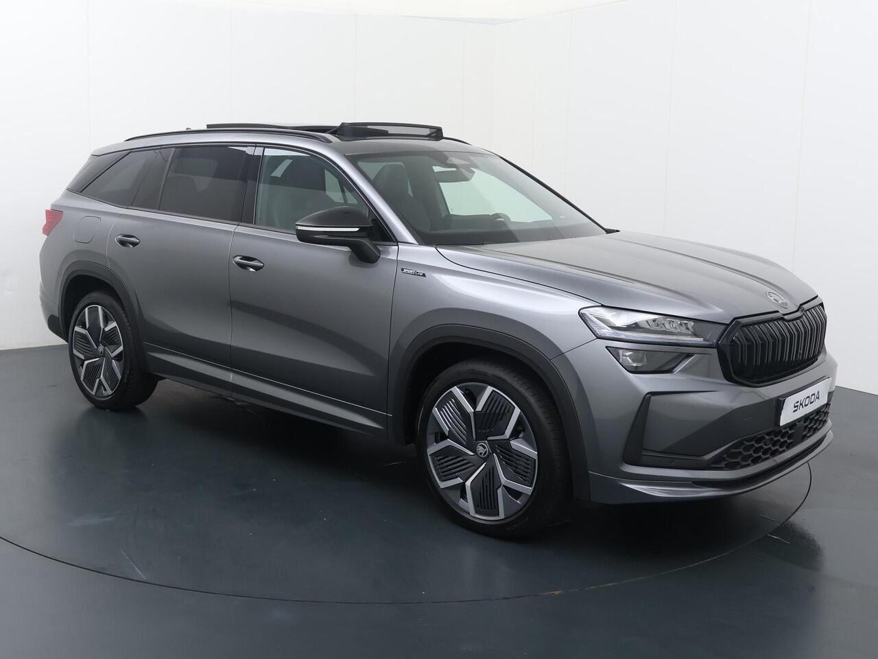 Skoda Kodiaq 1.5 TSI PHEV Sportline Business | 204 PK | Soh 100% | Elektrisch panorama dak | Trekhaak | Stoelverwarming