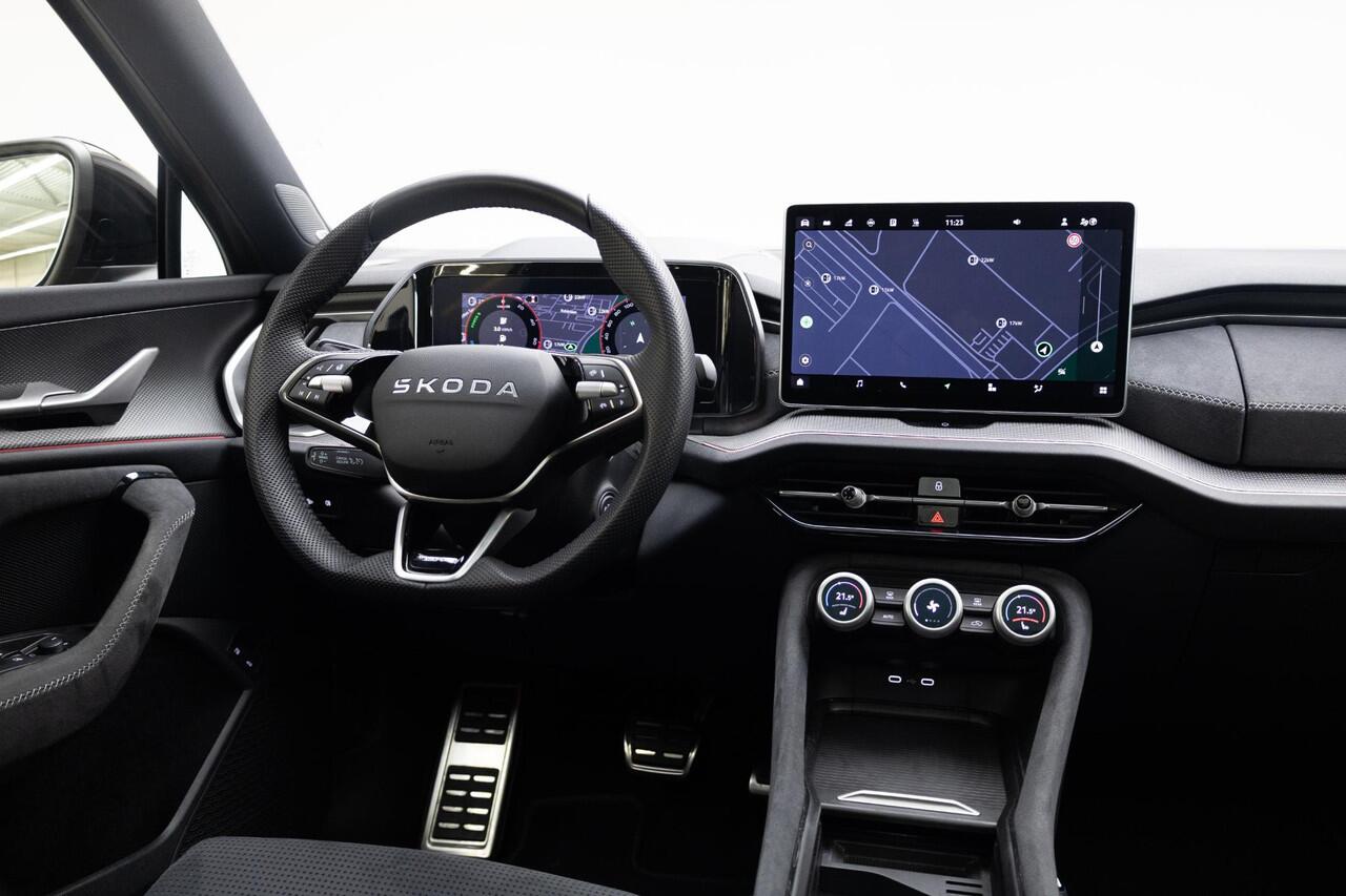 Skoda Kodiaq 1.5 TSI PHEV Sportline Business | Panoramadak | Trekhaak | 20 Inch | Head-Up |