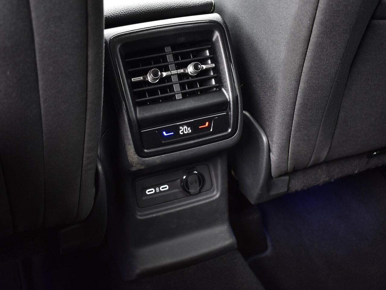 Skoda Kodiaq 1.5 TSI 150pk DSG MHEV Business Edition 7p. · Apple/Android Car Play · Camera · Elek. Trekhaak · Elek. Achterklep · Elek. Bestuurdersstoel · 19'' Inch · Garantie t/m 01-07-2029 of 100.000km