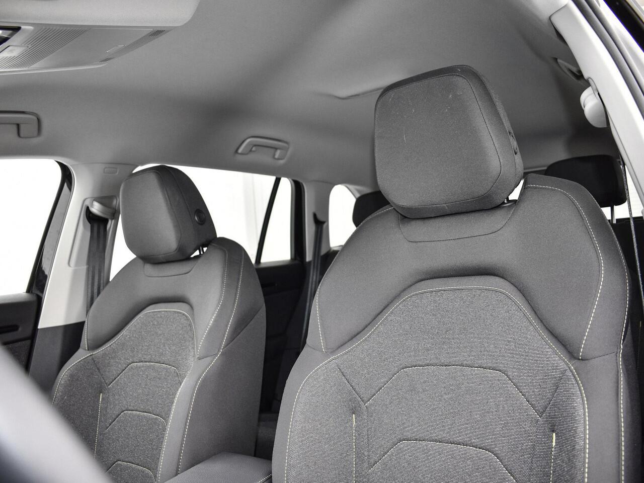 Skoda Kodiaq 1.5 TSI 150pk DSG MHEV Business Edition 7p. · Apple/Android Car Play · Camera · Elek. Trekhaak · Elek. Achterklep · Elek. Bestuurdersstoel · 19'' Inch · Garantie t/m 01-07-2029 of 100.000km