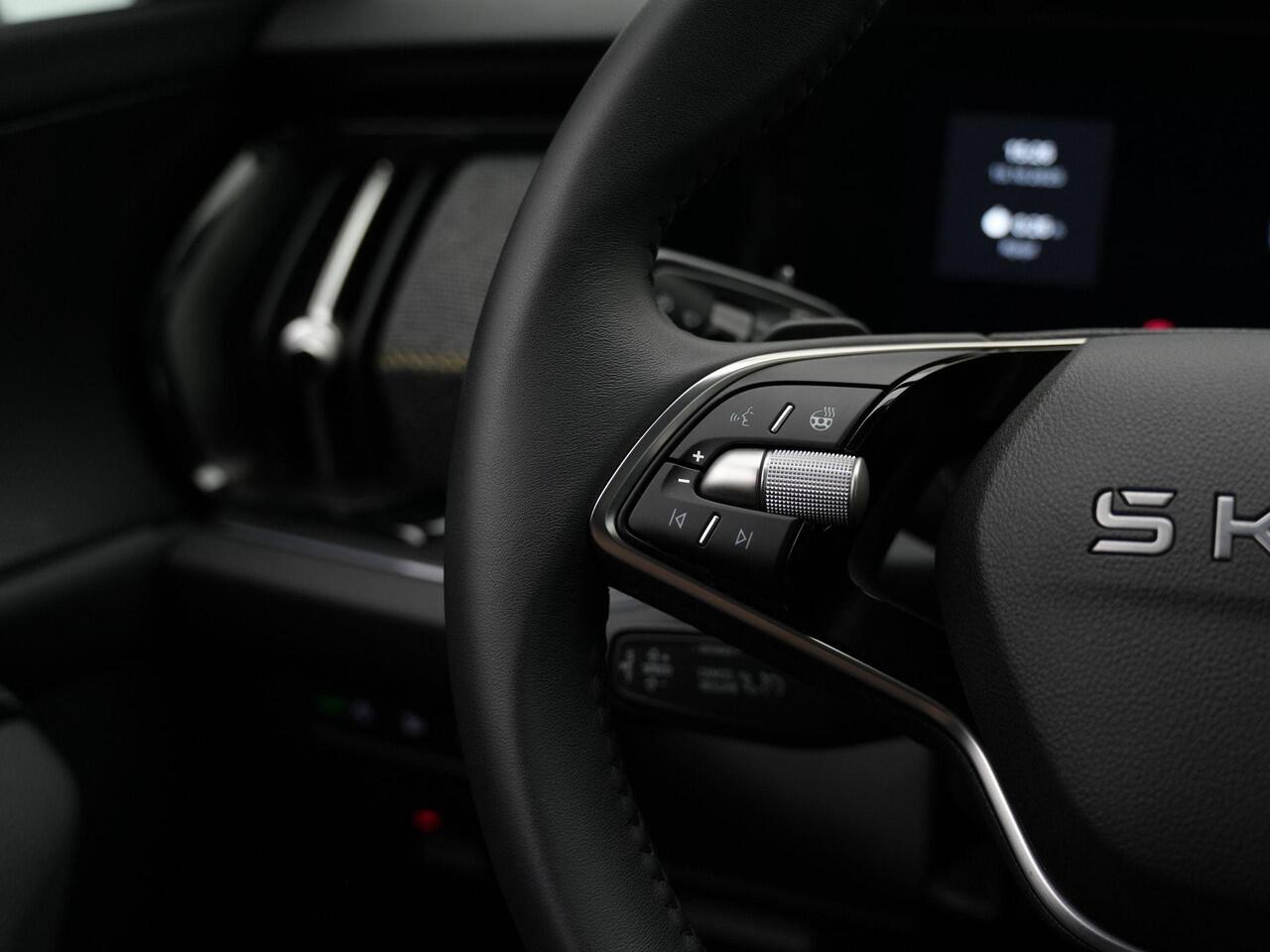 Skoda Kodiaq 1.5 TSI 204 pk DSG PHEV Business Edition | Geheugenstoel | Matrix LED | Stuur-/stoelverwarming | Achteruitrijcamera | Adaptive Cruise