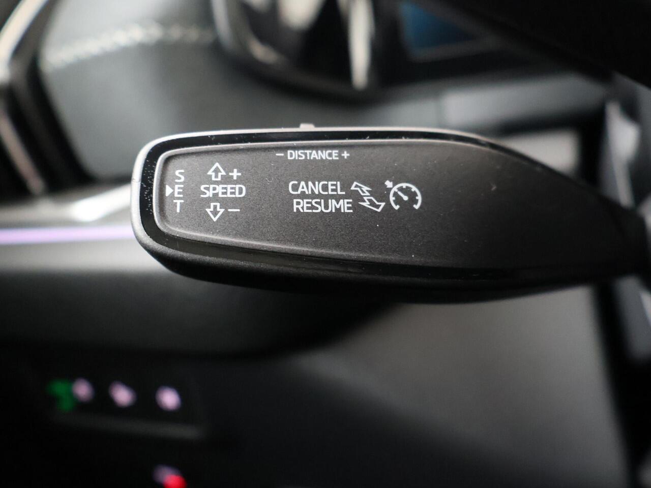 Skoda Kodiaq 1.5 TSI PHEV Sportline Business | 204 PK | Soh 100% | Trekhaak | Elektrisch panorama dak | Stoelverwarming