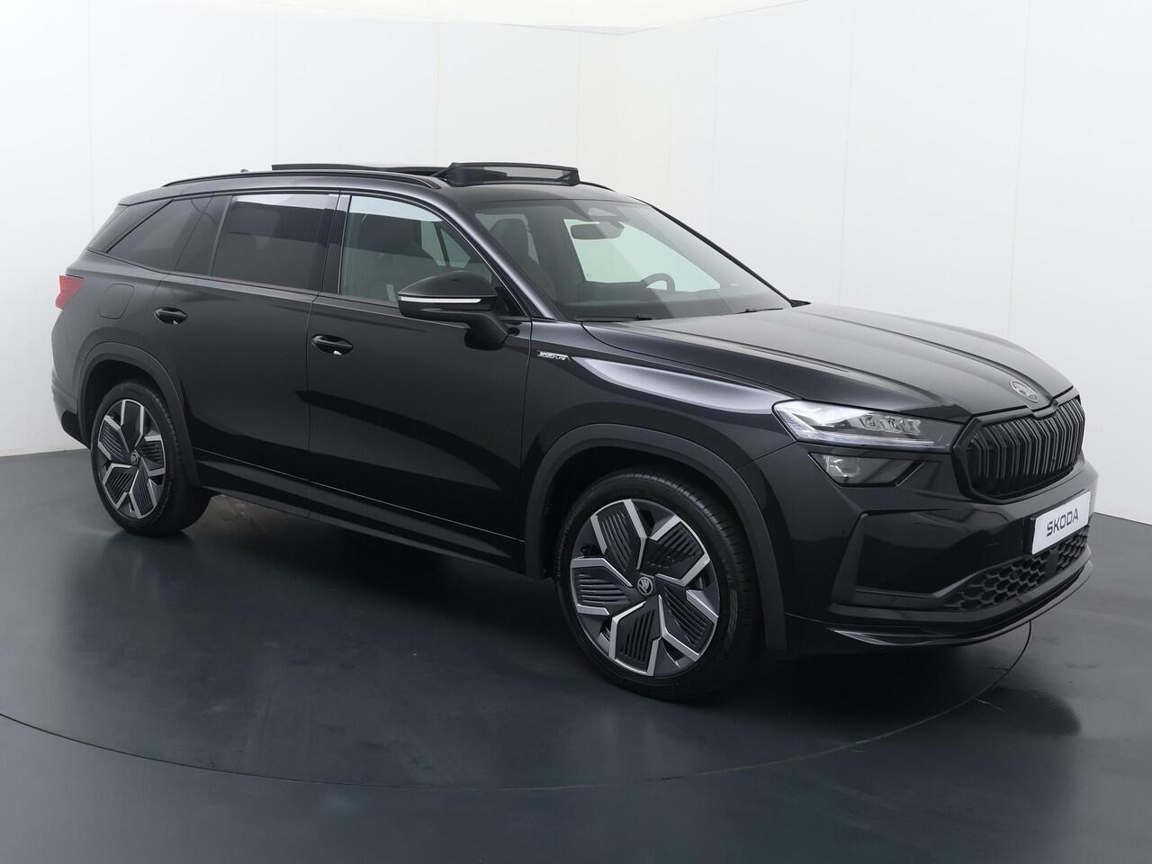 Skoda Kodiaq 1.5 TSI PHEV Sportline Business | 204 PK | Soh 100% | Trekhaak | Elektrisch panorama dak | Stoelverwarming